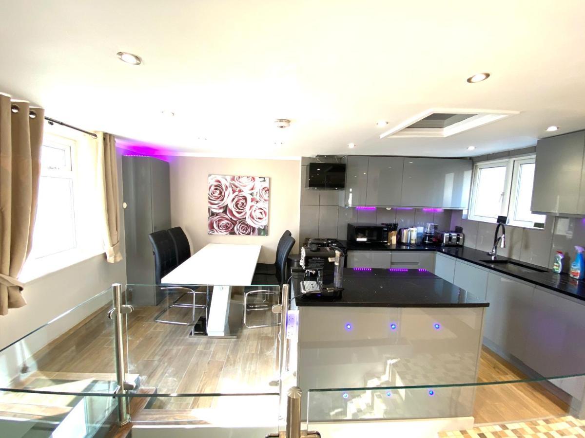 Modern Stylish Apartment At Brighton Station Экстерьер фото