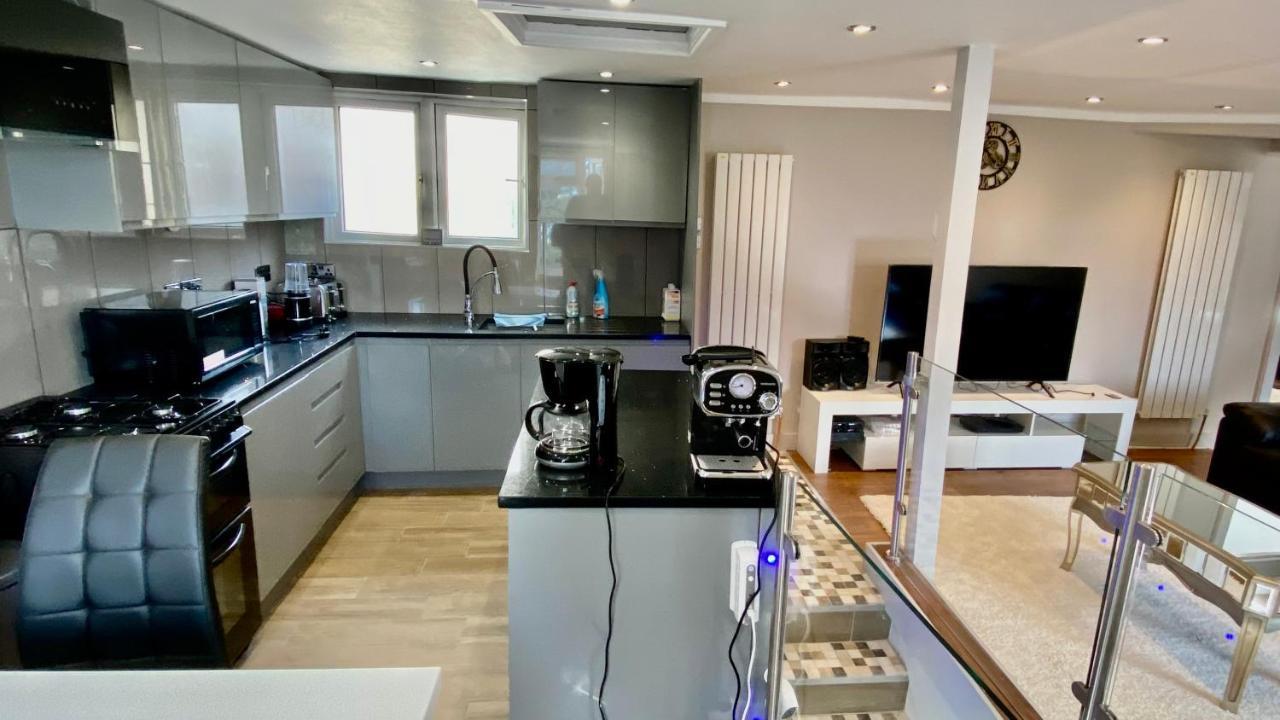 Modern Stylish Apartment At Brighton Station Экстерьер фото